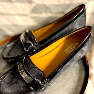 ‼️Coach Flats Deal ‼️